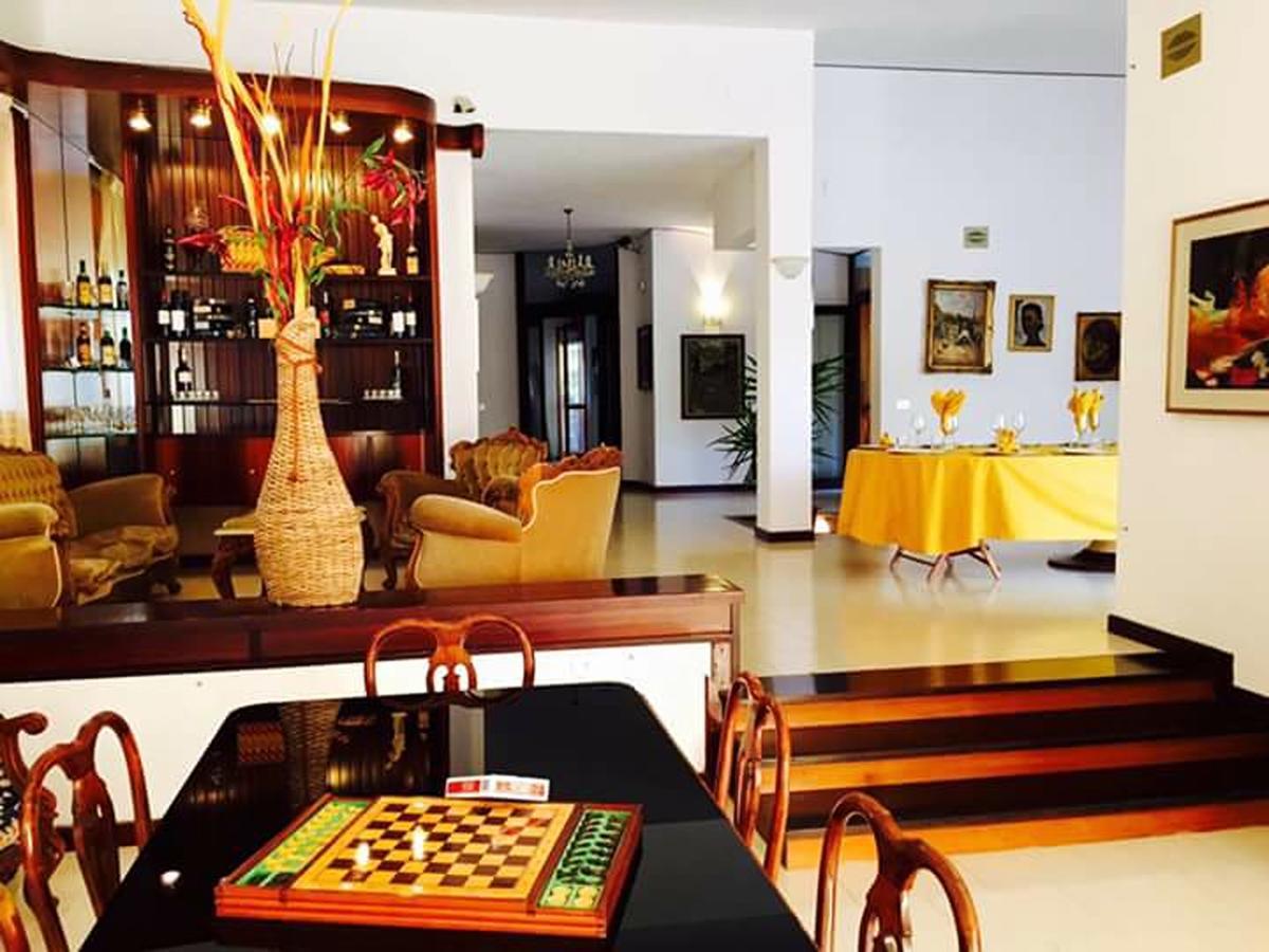 B&B Villa Garden Bisceglie Exteriér fotografie